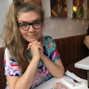 Meet your Posher, Ava